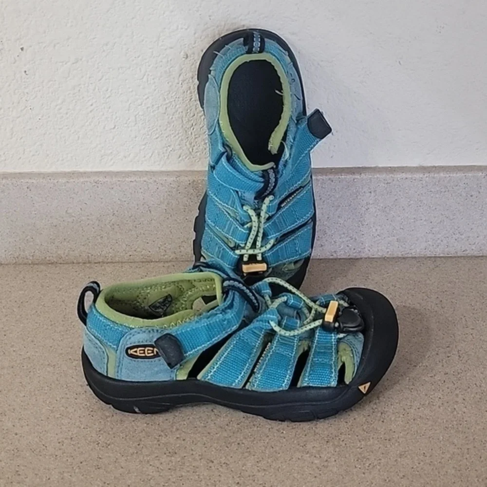 Keen childrens waterproof